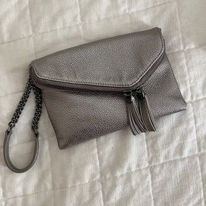 Henri Bendel wristlet